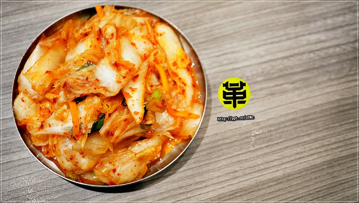  【革命家】忠孝敦化站～無煙燒肉，特製的鐵箱，讓妳不會一身臭油煙味，ＣＰ值高的燒肉店，創意新吃法，大口吃肉，大口喝酒，聚餐的好選擇