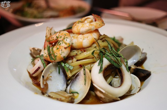 【台北大安.國父紀念館站】Playhouse 家傢酒餐酒館-酒香入菜 東區餐酒館 【台北大安.國父紀念館站】Playhouse 家傢酒餐酒館-酒香入菜 東區餐酒館