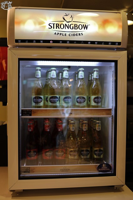 【台北大安.忠孝敦化站】CaliBurger(忠孝店)-東區美式餐廳 蔬食酪梨雞肉漢 【台北大安.忠孝敦化站】CaliBurger(忠孝店)-東區美式餐廳 蔬食酪梨雞肉漢