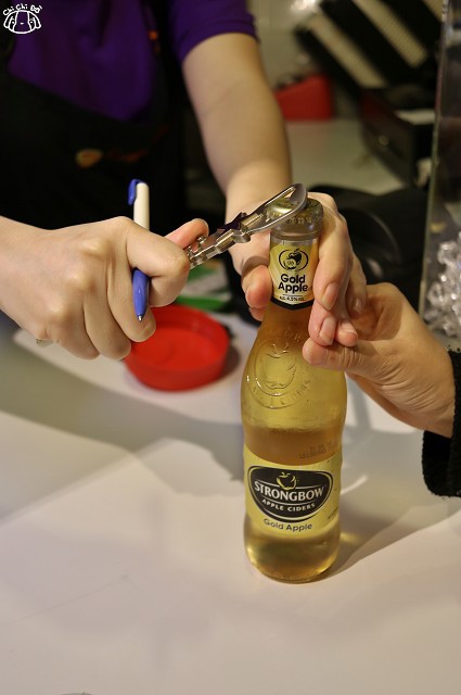 【台北大安.忠孝敦化站】CaliBurger(忠孝店)-東區美式餐廳 蔬食酪梨雞肉漢 【台北大安.忠孝敦化站】CaliBurger(忠孝店)-東區美式餐廳 蔬食酪梨雞肉漢