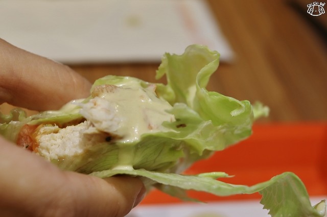 【台北大安.忠孝敦化站】CaliBurger(忠孝店)-東區美式餐廳 蔬食酪梨雞肉漢 【台北大安.忠孝敦化站】CaliBurger(忠孝店)-東區美式餐廳 蔬食酪梨雞肉漢