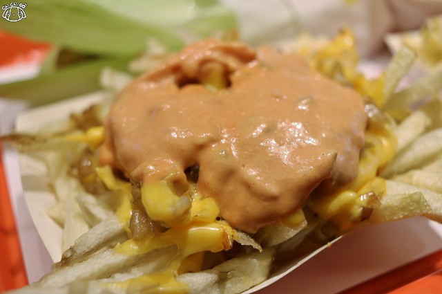 【台北大安.忠孝敦化站】CaliBurger(忠孝店)-東區美式餐廳 蔬食酪梨雞肉漢 【台北大安.忠孝敦化站】CaliBurger(忠孝店)-東區美式餐廳 蔬食酪梨雞肉漢