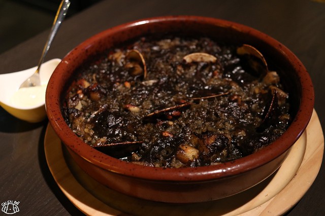 【台北中山．南京復興站】PURO PURO 西班牙傳統海鮮料理餐廳-西班牙TAPAS．調酒．餐酒館