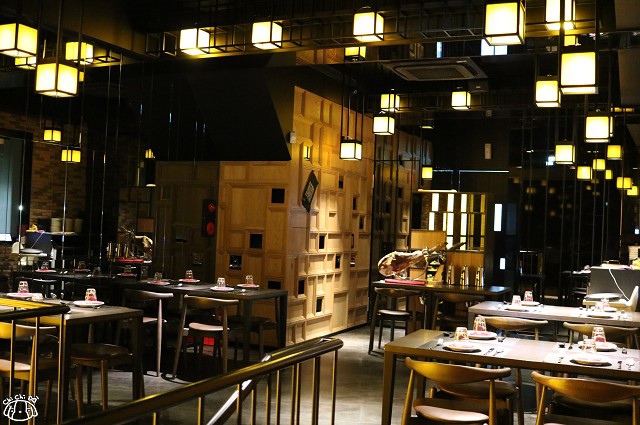 【台北中山．南京復興站】PURO PURO 西班牙傳統海鮮料理餐廳-西班牙TAPAS．調酒．餐酒館