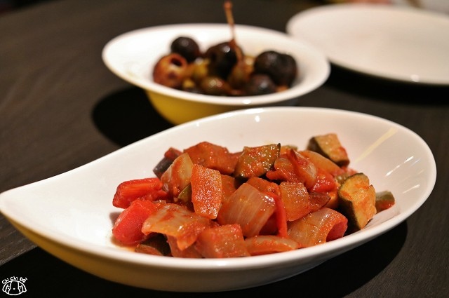 【台北中山．南京復興站】PURO PURO 西班牙傳統海鮮料理餐廳-西班牙TAPAS．調酒．餐酒館