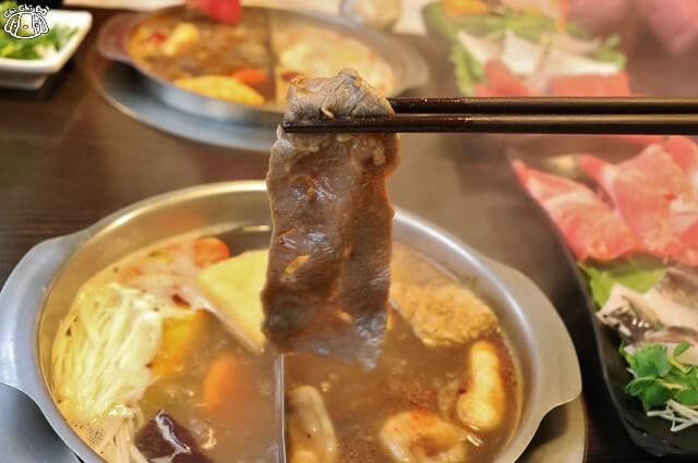 【台北信義．永春站】柳村一品鍋（永春店）-松山麻辣鴛鴦火鍋．海陸大餐