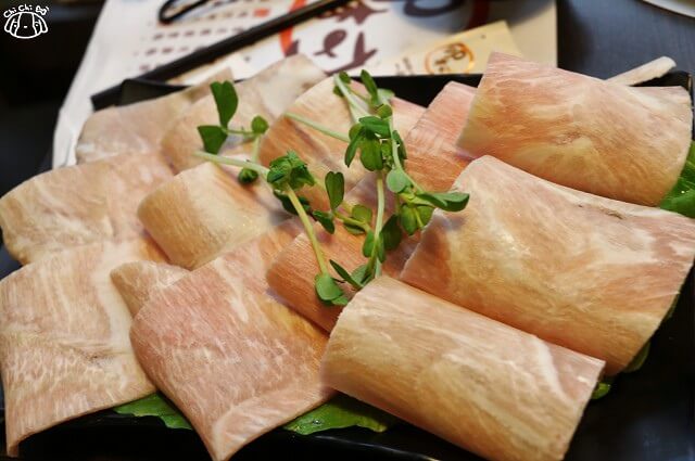 【台北信義．永春站】柳村一品鍋（永春店）-松山麻辣鴛鴦火鍋．海陸大餐
