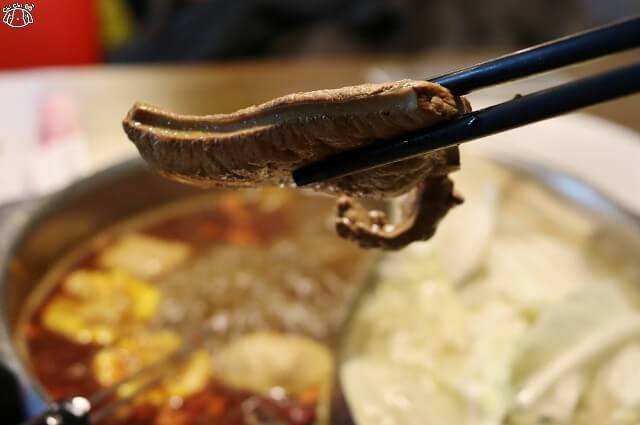 【新北板橋．府中站】京宴屋涮涮鍋-溫體牛肉火鍋．麻辣鍋吃到飽