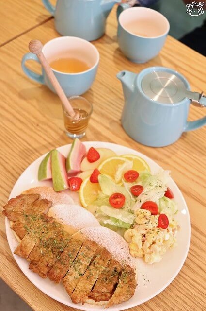 【台南中西區】A WEEK Pancake & coffee-美味煎鬆餅．早午餐約會推薦
