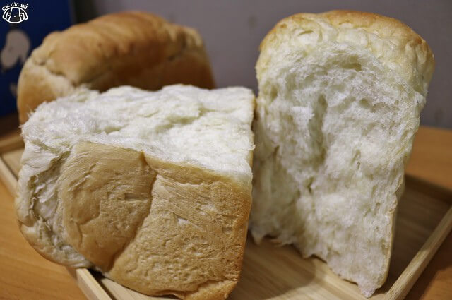 【台南中西區】五吉堂麵包店-巷弄飄香 排隊超夯麵包．吐司