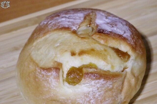 【台南中西區】五吉堂麵包店-巷弄飄香 排隊超夯麵包．吐司