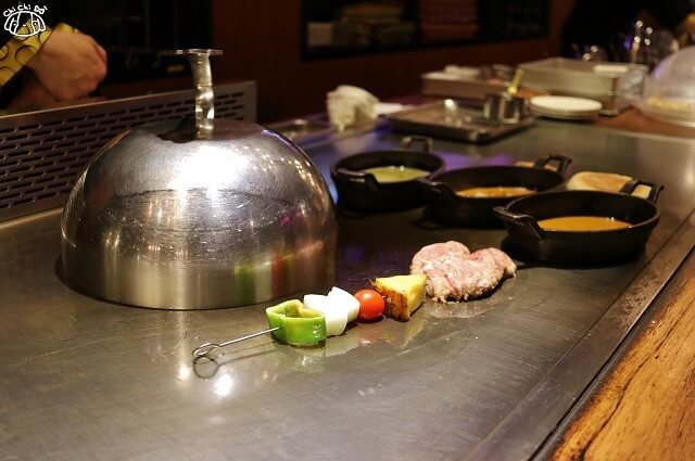 【台北大安．大安森林公園站】泰板燒Thaipanyaki（信義店）-創意泰式鐵板燒