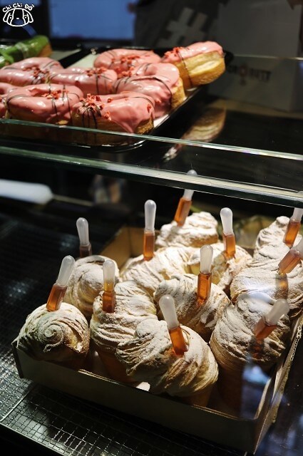 【台北東區．忠孝敦化站】Cronutt 可拿滋-東區甜點出爐秒殺可頌甜甜圈．牛角