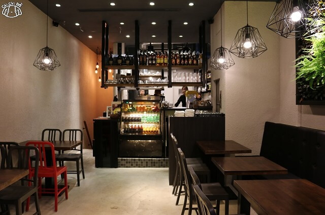 【台北內湖.西湖站】路燈咖啡Light Bistro(內湖店)-咖啡廳.餐酒館.輕食. 【台北內湖.西湖站】路燈咖啡Light Bistro(內湖店)-咖啡廳.餐酒館.輕食.
