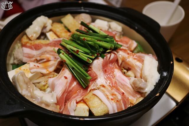 【台北美食】赤から鍋 Akakara (中山旗艦店)-『中山站』日本名古屋火鍋．串炸