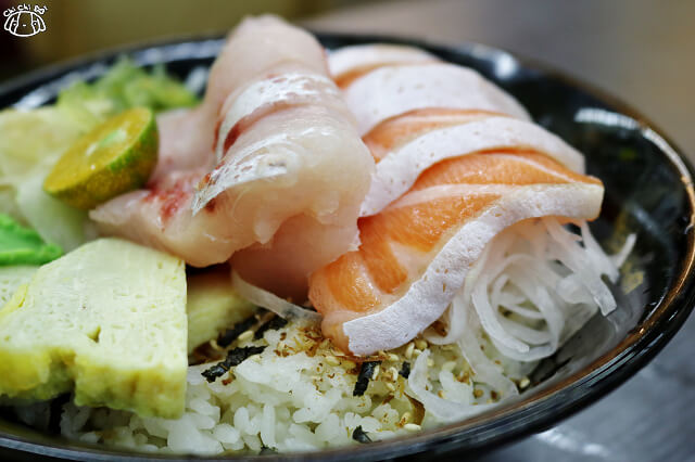 【台北美食】漁來生魚片-『港墘站』內湖日式料理．內科平價生魚片