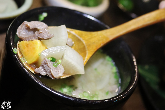 【台北美食】木屐串燒-『忠孝敦化站』東區市民大道居酒屋．日式料理．串燒推薦