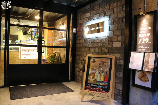 【台北美食】JK studio 新義法料理-『市政府站』義式料理餐酒館．Lounge bar