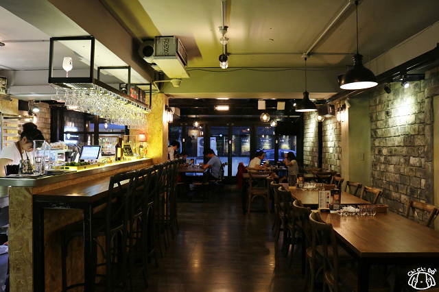 【台北美食】JK studio 新義法料理-『市政府站』義式料理餐酒館．Lounge bar