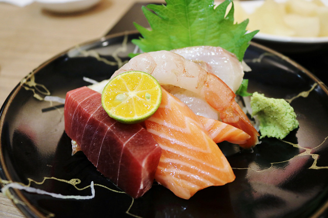 【台北美食】洺町和風美食-『南京復興站』平價日本料理．花蟹火鍋