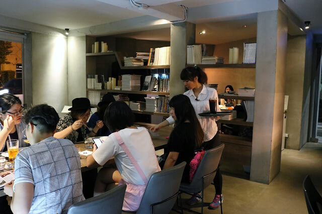【台北美食】Muse Café 繆思咖啡-『南京三民站』民生社區咖啡廳．包場餐廳