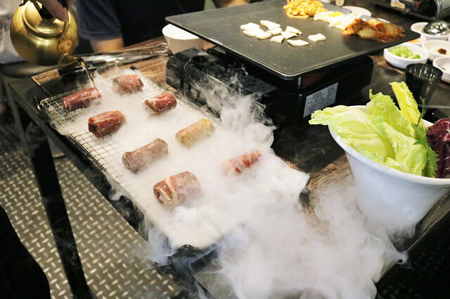 【台北美食】啾哇嘿喲-『南京復興站』韓式料理 八色烤肉．部隊鍋
