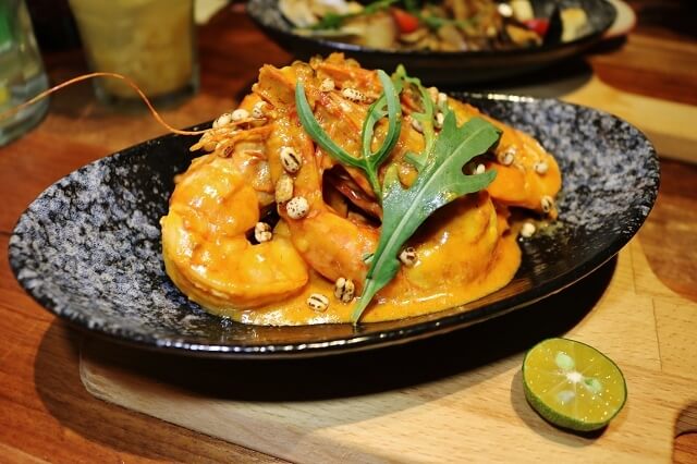 【台北美食】姊紋given CAFE HOUSE-『市政府站』信義區餐酒館推薦．3D拉花太厲害了！