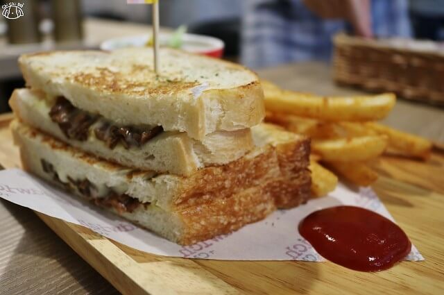 【台南美食】漢明治 handwich+cafe（台南成大店）-好吃三明治推薦