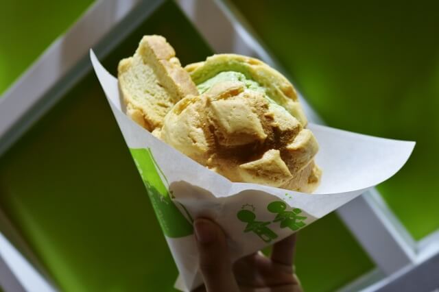 【台北美食】世界第二好吃的現烤冰淇淋菠蘿麵包-『象山站』日本超人氣排隊甜點（Neo19）