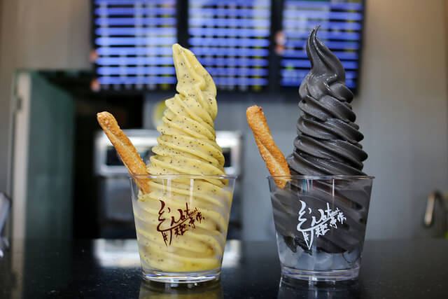 【宜蘭美食】蘇澳 Natural 天然.手作-有趣的墨魚冰淇淋.水果冰沙推薦 【宜蘭美食】蘇澳 Natural 天然.手作-有趣的墨魚冰淇淋.水果冰沙推薦