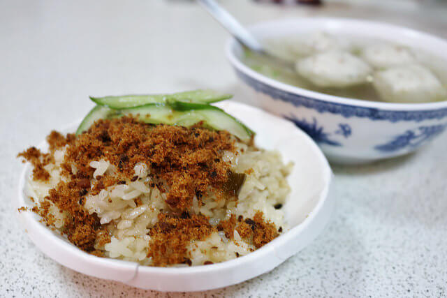 【宜蘭美食】蘇澳 廖榮川米糕-南方澳廟口小吃推薦 【宜蘭美食】蘇澳 廖榮川米糕-南方澳廟口小吃推薦