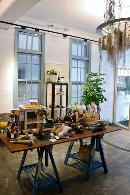 【台南美食】熨斗目花珈琲 珈哩 cafe WUDAO-新美街早午餐．咖哩推薦