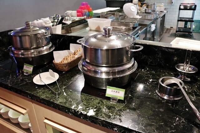 【台北美食】意舍酒店amba 吃吧chiba-『西門站』西門町義大利麵．自助吃到飽buffet