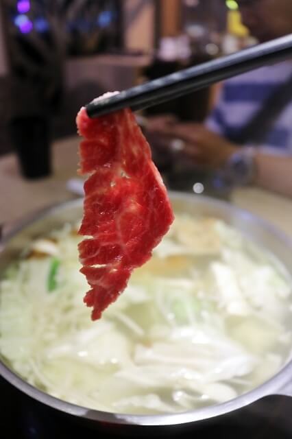 【台北美食】牛ㄅㄟㄅㄟ台灣溫體牛 涮牛肉-『南京復興站』東區火鍋。溫體牛火鍋推薦