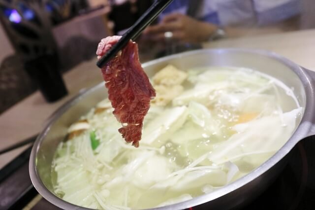 【台北美食】牛ㄅㄟㄅㄟ台灣溫體牛 涮牛肉-『南京復興站』東區火鍋。溫體牛火鍋推薦