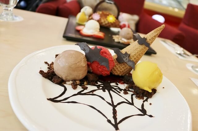【台南美食】Häagen-Dazs 哈根達斯（台南新天地店）-萬聖節限定冰淇淋 買一送一優惠