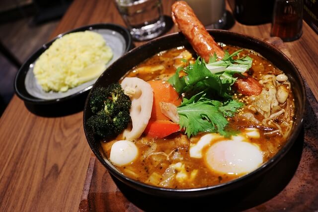 【台北美食】北海道スープカレGARAKU湯咖哩-『象山站』Neo19餐廳好食