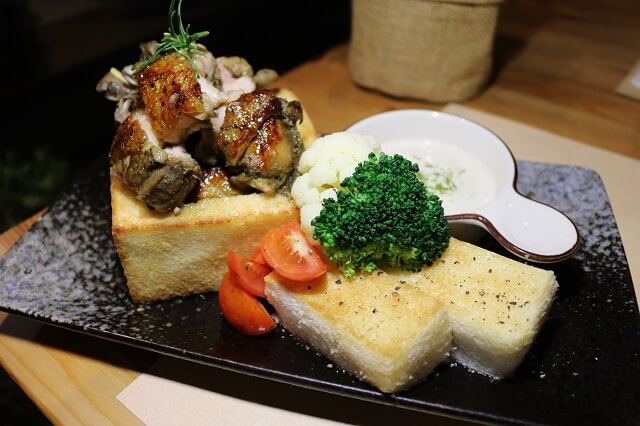 【巷弄X臺南】Nook餐桌 小米粉的料理廚房-溫馨廚房創意料裡