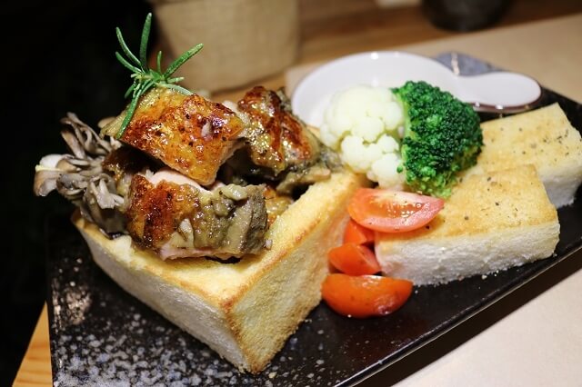 【巷弄X臺南】Nook餐桌 小米粉的料理廚房-溫馨廚房創意料裡