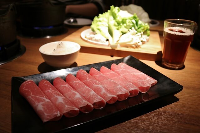 【台中美食】拾七石頭火鍋-輕井澤鍋物新品牌