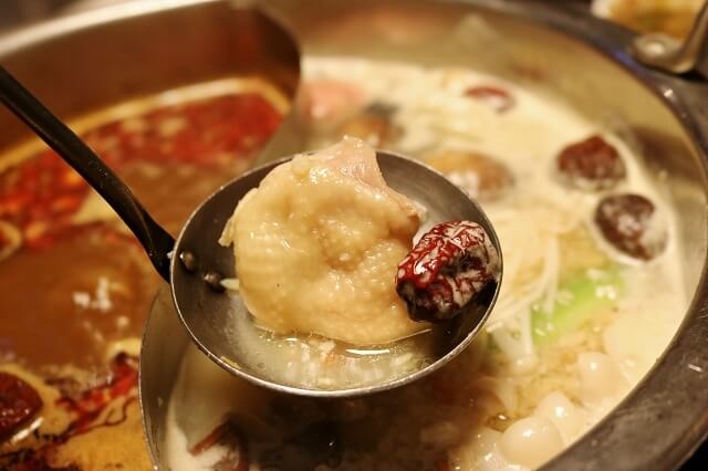 【台北美食】醉麻辣 頂級麻辣鴛鴦鍋-『國父紀念館站』忠孝敦化火鍋．東區吃到飽麻辣火鍋．16種口味哈根達斯