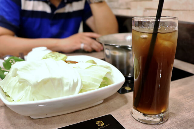 【台北美食】品湯。白色麻辣鍋專賣店-『信義安和站』麻辣老火湯頭．大安區火鍋推薦