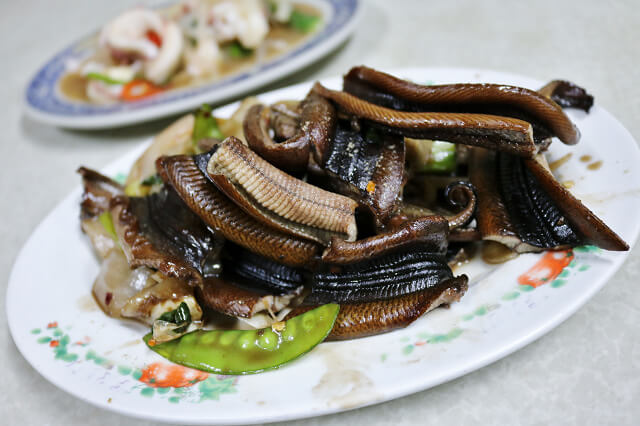 【巷弄X臺南】東區 城邊真味炒鱔魚專家-鱔魚意麵．麻油腰子 台南特色小吃推薦