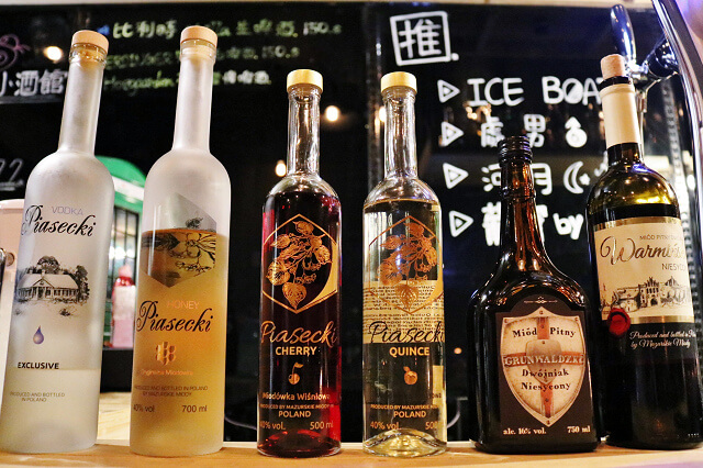 【台南美食】故事小酒館STORY BAR 二訪-客座調酒師之夜．台南禁菸Lounge Bar推薦
