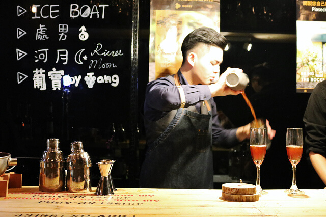【台南美食】故事小酒館STORY BAR 二訪-客座調酒師之夜．台南禁菸Lounge Bar推薦