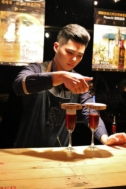 【台南美食】故事小酒館STORY BAR 二訪-客座調酒師之夜．台南禁菸Lounge Bar推薦