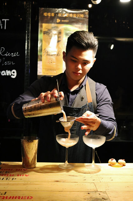 【台南美食】故事小酒館STORY BAR 二訪-客座調酒師之夜．台南禁菸Lounge Bar推薦