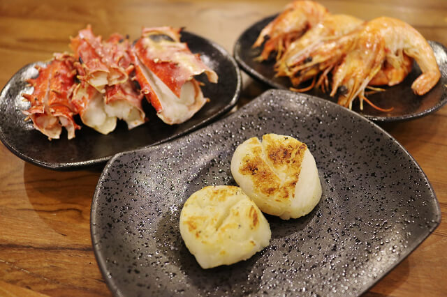 【台北美食】帝一 帝王蟹海鮮/黑毛牛/伊比利豬 頂級燒烤吃到飽-『西湖站』內湖燒烤．帝王蟹吃到飽