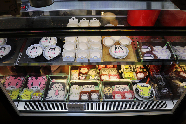 【台北美食】蜜多甜點屋 Honey Bakery Cafe-『南京復興站』無麩質甜點．寵物友善餐廳