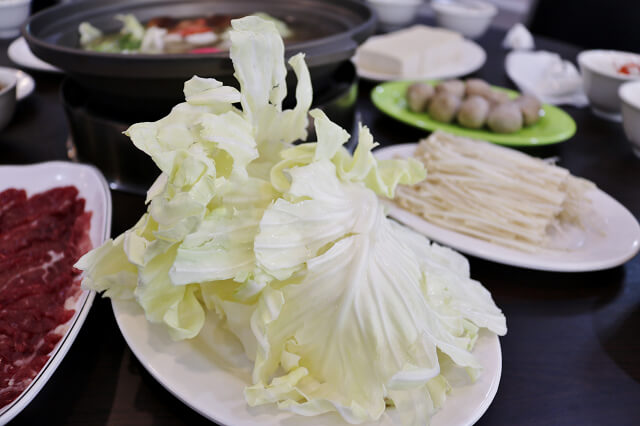 【台南美食】牛墟溫體牛肉火鍋店-溫體牛好吃不稀奇,溫體豬竟超美味! 【台南美食】牛墟溫體牛肉火鍋店-溫體牛好吃不稀奇,溫體豬竟超美味!